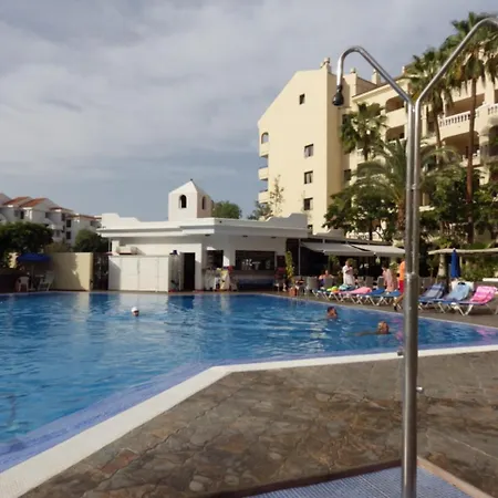 Superb In Castle Harbour C011