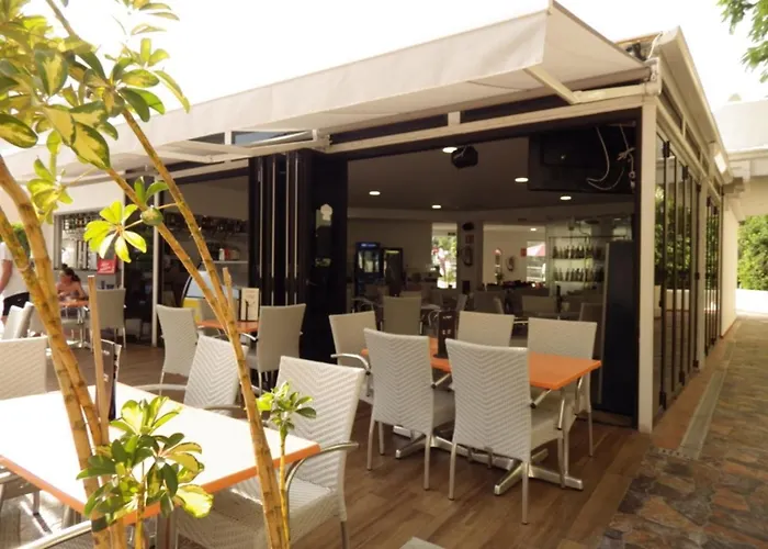 Apartment Superb In Castle Harbour C011 *