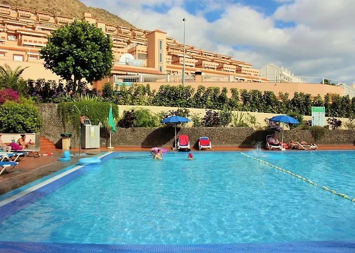 Superb In Castle Harbour C011 Apartment